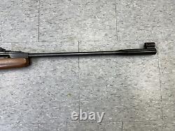 Benjamin Piston. Carabine à air comprimé à canon basculant de calibre 22 avec lunette de visée
