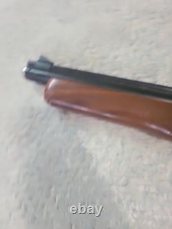 Benjamin Sheridan C9A Série. Carabine à air multi-pompe de 20 Cal / 5,0 MM.