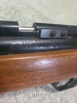 Benjamin Sheridan C9A Série. Carabine à air multi-pompe de 20 Cal / 5,0 MM.