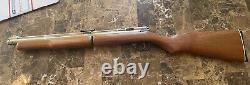Benjamin Sheridan Crosman Silverstreak C9A Série. 20 Cal (5mm) Carabine à plomb à pompe