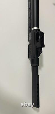 Carabine Umarex Notos. Carabine à air PCP de calibre .22 avec accessoires de conversion Buck Rail