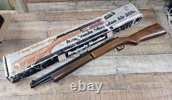 Carabine à air Benjamin Sheridan 397PA. 177 à pompe à verrou.