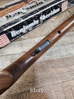 Carabine à air Benjamin Sheridan 397PA. 177 à pompe à verrou.