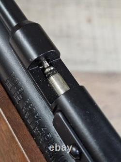 Carabine à air Benjamin Sheridan 397PA. 177 à pompe à verrou.