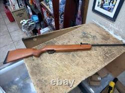 Carabine à air Crosman Quest 1000X calibre .177, modèle C1K77, fonctionne, expédition rapide