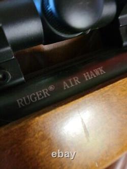 Carabine à air Ruger Air Hawk 490 FPS. 177 avec lunette et housse de protection de la lunette