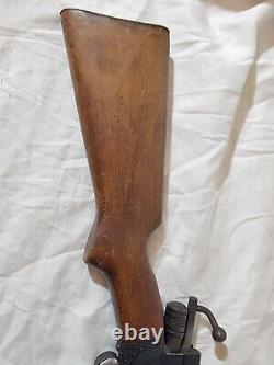 Carabine à air comprimé Crosman Model 102 Calibre 22, Vintage - Problème de soudure par points - Maintient l'air