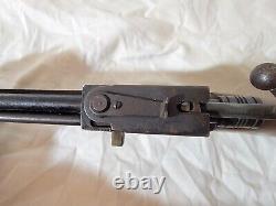 Carabine à air comprimé Crosman Model 102 Calibre 22, Vintage - Problème de soudure par points - Maintient l'air