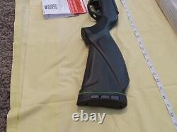 Carabine à air comprimé Gamo Whisper Fusion Mach 1 IGT Gas Piston calibre .22 avec lunette