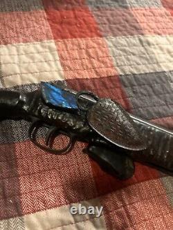 Carabine à plomb Daisy 1100 S personnalisée sur le thème amérindien. 177