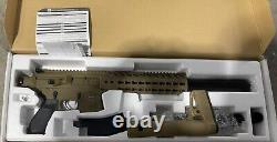 Carabine à plombs Sig Sauer MCX.177 calibre à CO2 avec lunette, terres sombres plates.