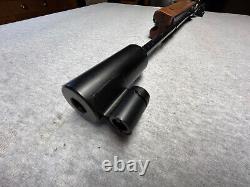 Carabine à plombs Vintage Daisy 853.177 avec crosse en bois et visée réglable.