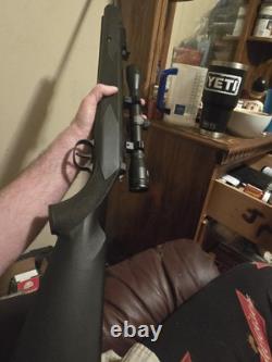 Combo Ruger Air Magnum 177 Cal avec lunette 4x32 et plombs Baracuda 400 pièces