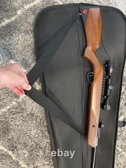 Crosman F4.177 1200fps (Noir) Ruger Impact Elite. 22 1050fps (Bois)