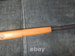 Crosman Modèle 1400 2ème Variante avec verrou, 1972 1973.22 Cal Carabine à plomb Air Gun