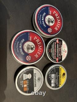 Découverte Benjamin. Carabine à air PCP 22 avec pompe, lunette et plombs Découverte Benjamin. Carabine à air PCP 22 avec pompe, lunette et plombs