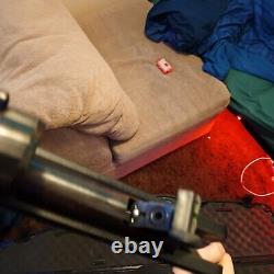 Excellent Ruger Blackhawk. 177 Caliber Pellet Gun with 4x32mm Scope Air Rifle
<br/> 	<br/>
 
Traduction en français : Excellent Ruger Blackhawk. Fusil à plombs de calibre .177 avec lunette 4x32mm.