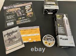 Fusil SIG SAUER MPX et pistolet P226 CO2 à plombs avec cylindres et munitions, SANS RÉSERVE