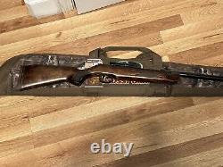 Fusil à air Beeman R7 avec modérateur intégré (rare, difficile à trouver). 177 plombs