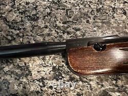 Fusil à air Beeman R7 avec modérateur intégré (rare, difficile à trouver). 177 plombs