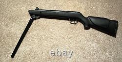 Fusil à air GAMO Wasp 1250.177 Cal avec lunette 4X32 et boîte d'origine