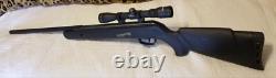 Fusil à air Gamo Zombie calibre 177 avec lunette 4x32mm
