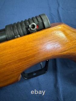 Fusil à air Mendoza RM577. Calibre .177