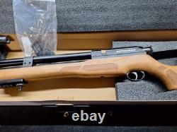 Fusil à air PCP Snowpeak M25 en bois. Calibre 25.