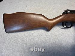 Fusil à air comprimé Crosman 397PA vintage fonctionnel, calibre .177, presque en parfait état