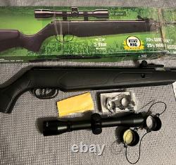 Fusil à air comprimé Crosman Remington Express Hunter cal. 22 Nitro Piston avec lunette