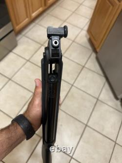 Fusil à air comprimé Gamo Cadet Delta 4,5 mm. 177 avec lunette et laser