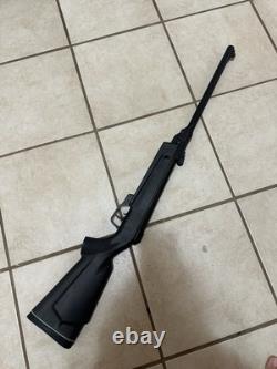 Fusil à air comprimé Gamo Cadet Delta 4,5 mm. 177 avec lunette et laser