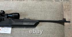 Fusil à air comprimé Hammerli 850 Air Magnum CO2 à répétition. Calibre .177, avec lunette BSA.