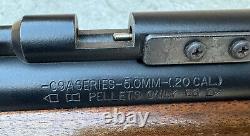 Fusil à air comprimé Sheridan Blue Streak C9A avec pompe pneumatique. Calibre 20 avec crosse en bois.
