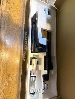 Fusil à air comprimé Sig Sauer MCX Canebrake calibre 177 Pellets Terre sombre plate