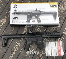 Fusil à air comprimé Sig Sauer MPX Gen2 .177 Calibre alimenté par CO2 AIRMPX177G2BLK