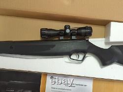 Fusil à air comprimé Stoeger X20 Suppressor Noir avec lunette