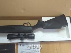 Fusil à air comprimé Stoeger X20 Suppressor Noir avec lunette