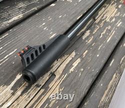 Fusil à air comprimé Umarex Ruger Blackhawk de calibre .177 à canon basculant avec lunette 4x32 LIRE