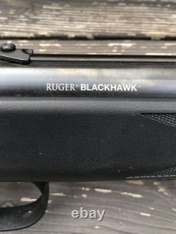 Fusil à air comprimé Umarex Ruger Blackhawk de calibre .177 à canon basculant avec lunette 4x32 LIRE
