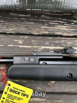 Fusil à air comprimé Umarex Ruger Blackhawk de calibre .177 à canon basculant avec lunette 4x32 LIRE