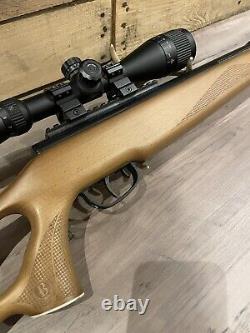 Fusil à air comprimé à canon basculant Benjamin Trail NP XL 1100 en bois dur. Calibre 22 avec lunette.