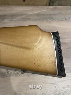 Fusil à air comprimé à canon basculant Benjamin Trail NP XL 1100 en bois dur. Calibre 22 avec lunette.