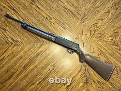 Fusil à air comprimé à plomb Crosman 2200 Magnum 22 Calibre Modèle 2200A Vintage Voir Description