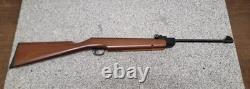 Fusil à air comprimé à plombs Beeman C1 vintage. Calibre .177