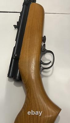 Fusil à air comprimé à plombs Crosman 180 de calibre .22 vintage