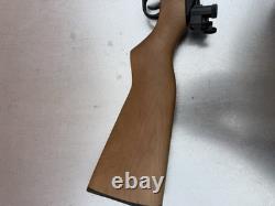 Fusil à air comprimé pneumatique Daisy Avanti Modèle 853. Calibre .177 Très propre