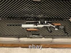 Fx Royale 400 Pcp Air Rifle 177 Ou 4.5mm Avecaeron Stock Out Of Czechia & Scope