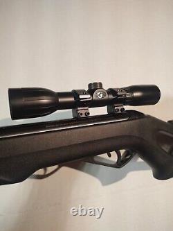 Gamo Shadow Whisper. Carabine à air comprimé à canon basculant de calibre .177 avec lunette testée et fonctionnelle.