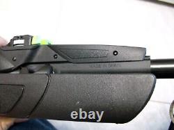 Gamo Swarm Magnum GEN3i Carabine à air multi-tirs calibre 22 avec lunette 3-9x40mm 1300FPS